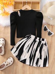 SHEIN Cô Gái Trẻ Cắt ra Tay áo Áo thun & In Bàn chải Chân Váy xếp ly - Đen và trắng - Xem 2