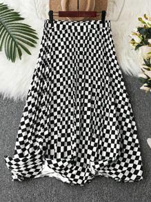 DreamSkyne Plus Checkerboard Print Pleated Skirt - Black and White - View 2