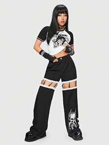 ROMWE Anime Camiseta crop estampado de cráneo de manga raglán - Blanco y Negro - Ver 2