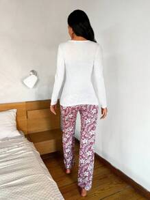 EURMUSE Cotton Floral & Slogan Graphic PJ Set - Red and White - View 2