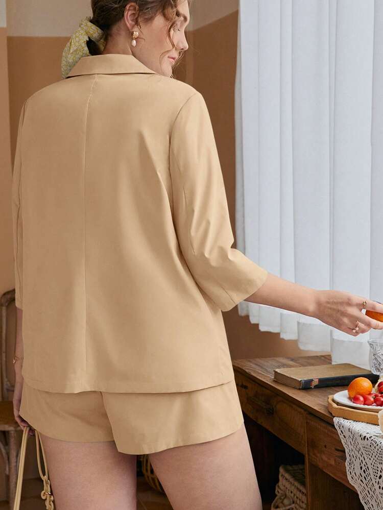 Plus Solid Blazer & Shorts Set