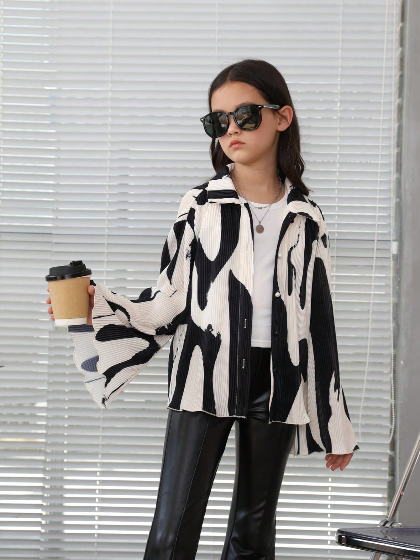 SHEIN Robe chemise pour fille préadolescente à manches courtes avec SHEIN Robe chemise pour fille préadolescente à manches courtes avec