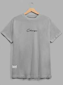 RueChic Nam Đồ họa Chữ cái Chi tiết được vá Áo thun - Xám - Xem 1