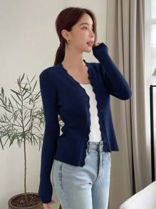 DAZY 扇贝边纽扣前开衫，秋季女装
