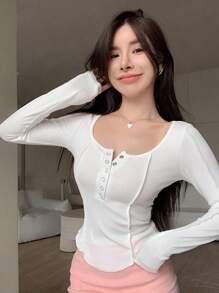 DAZY 纯色纽扣前部弧形下摆T恤学院风上衣长袖女式上衣