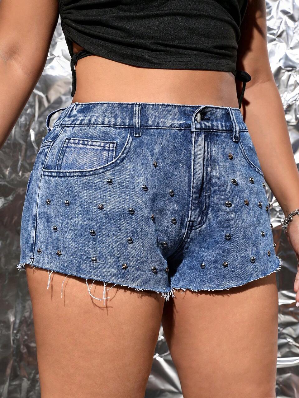 Plus Studded Detail Raw Hem Denim Shorts
