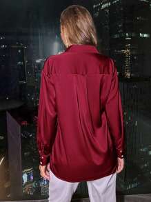 SHEIN Privé 素色前紐扣緞面襯衫 - 紅色 - 查看 2