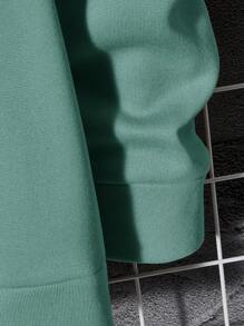 Manfinity BRENVOR 男士压花字母图案卫衣，适合秋冬季节，长袖上衣