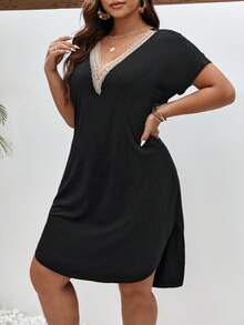 SHEIN Frenchy 大碼蕾絲拼接蝙蝠袖T恤連衣裙 - 黑色 - 查看 5