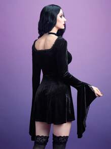 ROMWE PUNK Velvet Contrast Lace Flounce Sleeve Dress - Black - View 2