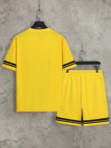 Manfinity Homme 男士寬鬆字母印花t恤和條紋修剪短褲