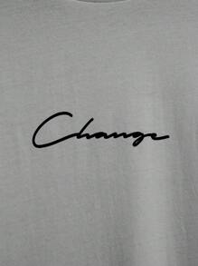 RueChic Nam Đồ họa Chữ cái Chi tiết được vá Áo thun - Xám - Xem 5