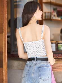 Soleia Ditsy Floral Ruched Bust Lettuce Trim Crop Cami Top - Multicolor - View 5