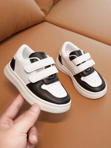 1雙時尚多功能舒適兒童戶外運動鞋