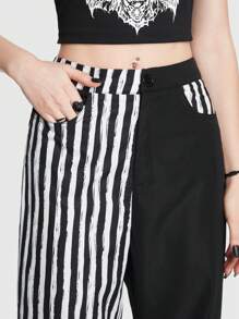 ROMWE Goth Striped Print Flare Leg Pants - Black and White - View 3