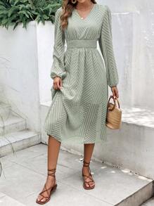 SHEIN Frenchy Chevron Jacquard Lantern Sleeve Tie Back Dress - Green - View 2