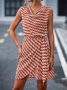 SHEIN Clasi 滿版印花側打結圍裹連衣裙 - 彩色 - 查看 4