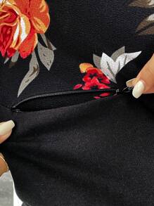 SHEIN 圓領花卉印花拼布寬鬆雙拉鍊孕婦及哺乳期運動連帽衫 - 黑色 - 查看 7