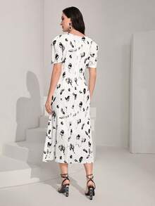 Modelyn 印花方領側抽繩褶邊洋裝 - 黑與白 - 查看 2