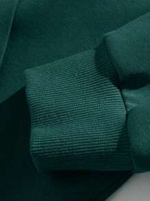 Manfinity Hypemode Men Letter Graphic Kangaroo Pocket Drop Shoulder Drawstring Hoodie - Green - View 4