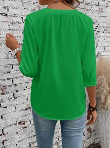 EMERY ROSE Geo Print Notched Neckline Blouse - Green - View 2