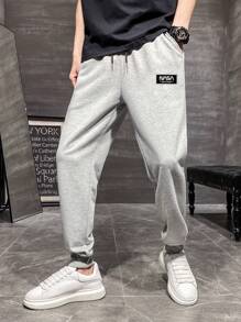 RueChic Men Letter Patched Drawstring Waist Sweatpants - Light Grey - View 1