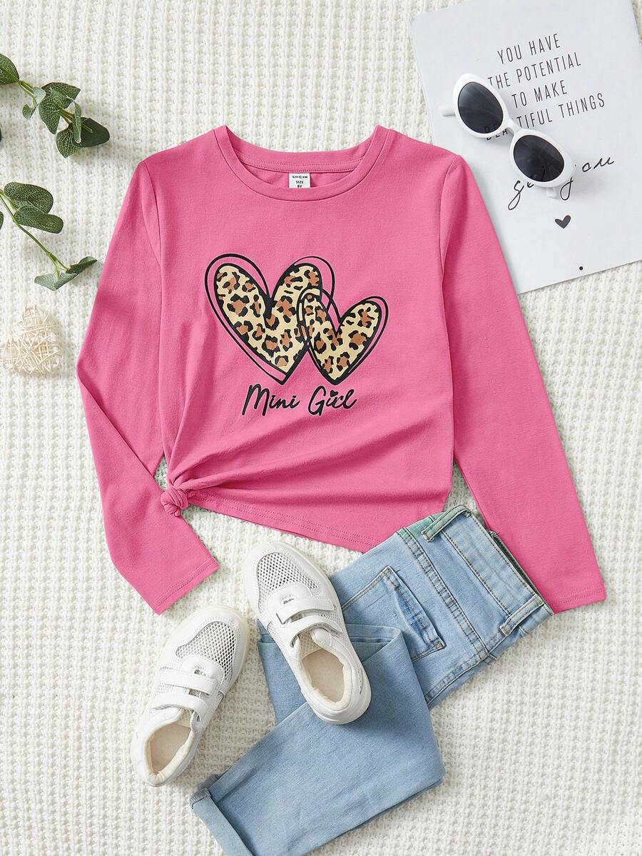 SHEIN 基礎款圓領長袖心形和字母印花t恤,適用於秋冬季,適合青少女 - 玫紅色 - 查看 1