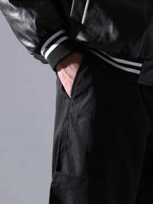 男士轻便休闲拉链口袋抽绳腰束脚裤，春夏款