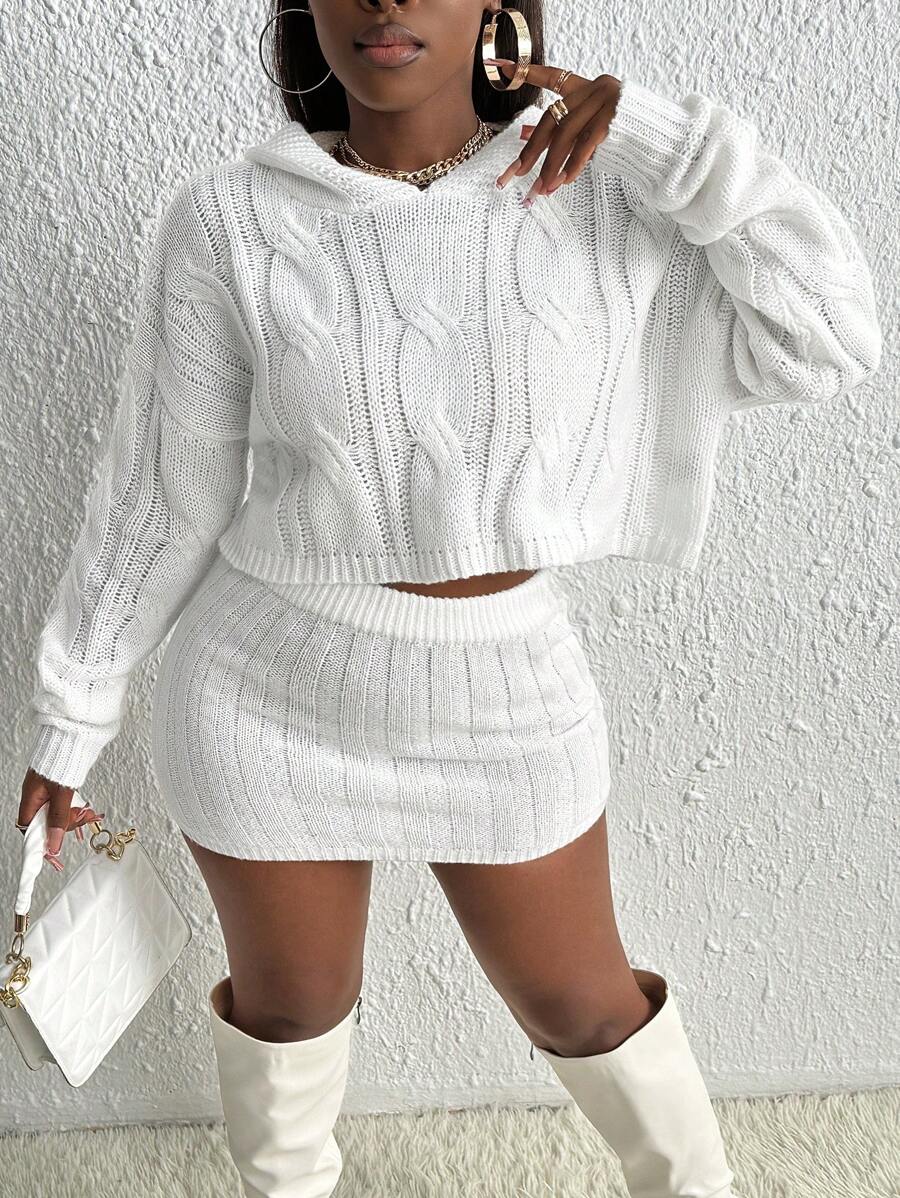 Slaydiva Xoắn Dan Thả vai áo có mũ Sweater & Knit Skirt - trắng - Xem 1