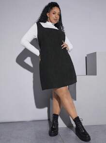 SHEIN CURVE+ Plus Solid Corduroy Dress Without Tee - Black - View 5