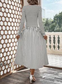 SHEIN LUNE Striped Print Tee & Slant Pocket Skirt - Black and White - View 2