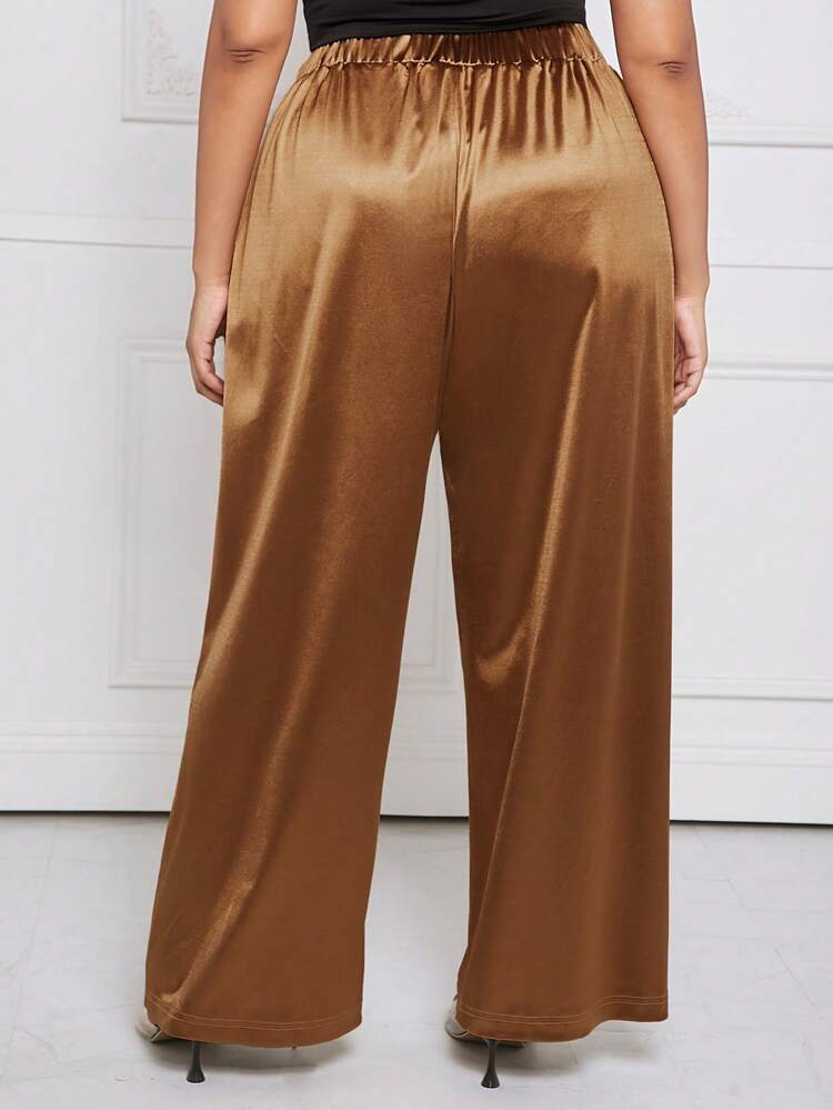 Plus Solid Wide Leg Pants