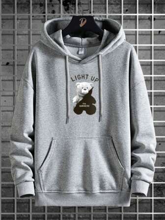 Men Bear & Letter Graphic Drop Shoulder Drawstring Hoodie