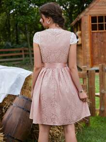 Calvaya Vestido con estampado floral con cordón delantero