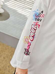 SHEIN Leap Crew Tween Girl Slogan & Cartoon Graphic Drop Shoulder Shirt