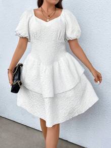 Flirla 大碼雞心領口泡泡袖層疊下擺洋裝 - 白色 - 查看 1