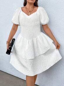 Flirla 大碼雞心領口泡泡袖層疊下擺洋裝 - 白色 - 查看 6