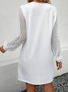 SHEIN LUNE 蕾絲拼接燈籠袖紐扣細節T恤洋裝 - 白色 - 查看 2