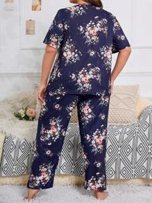 Plus Floral Print PJ Set / Pajama Set