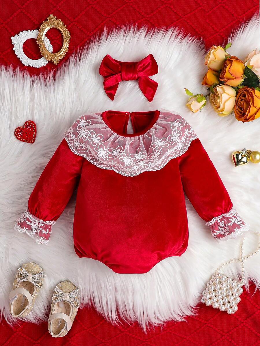 女嬰蕾絲拼接荷葉袖連體衣和頭巾