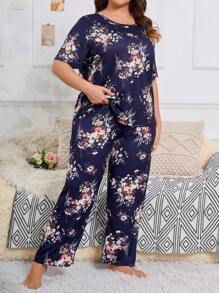 Plus Floral Print PJ Set / Pajama Set
