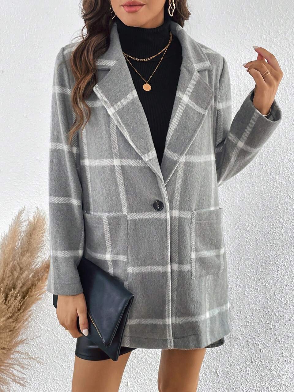 Plaid Print Lapel Neck Pocket Patched Overcoat