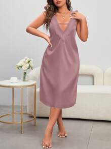 SHEIN Plus Contrast Lace Cut Out Pajama Nightdress - Dusty Pink - View 5