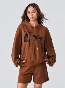 SHEINNeu Shorts con capucha con estampado de dibujos animados de hombros caídos con cordón - Marrón - Ver 1