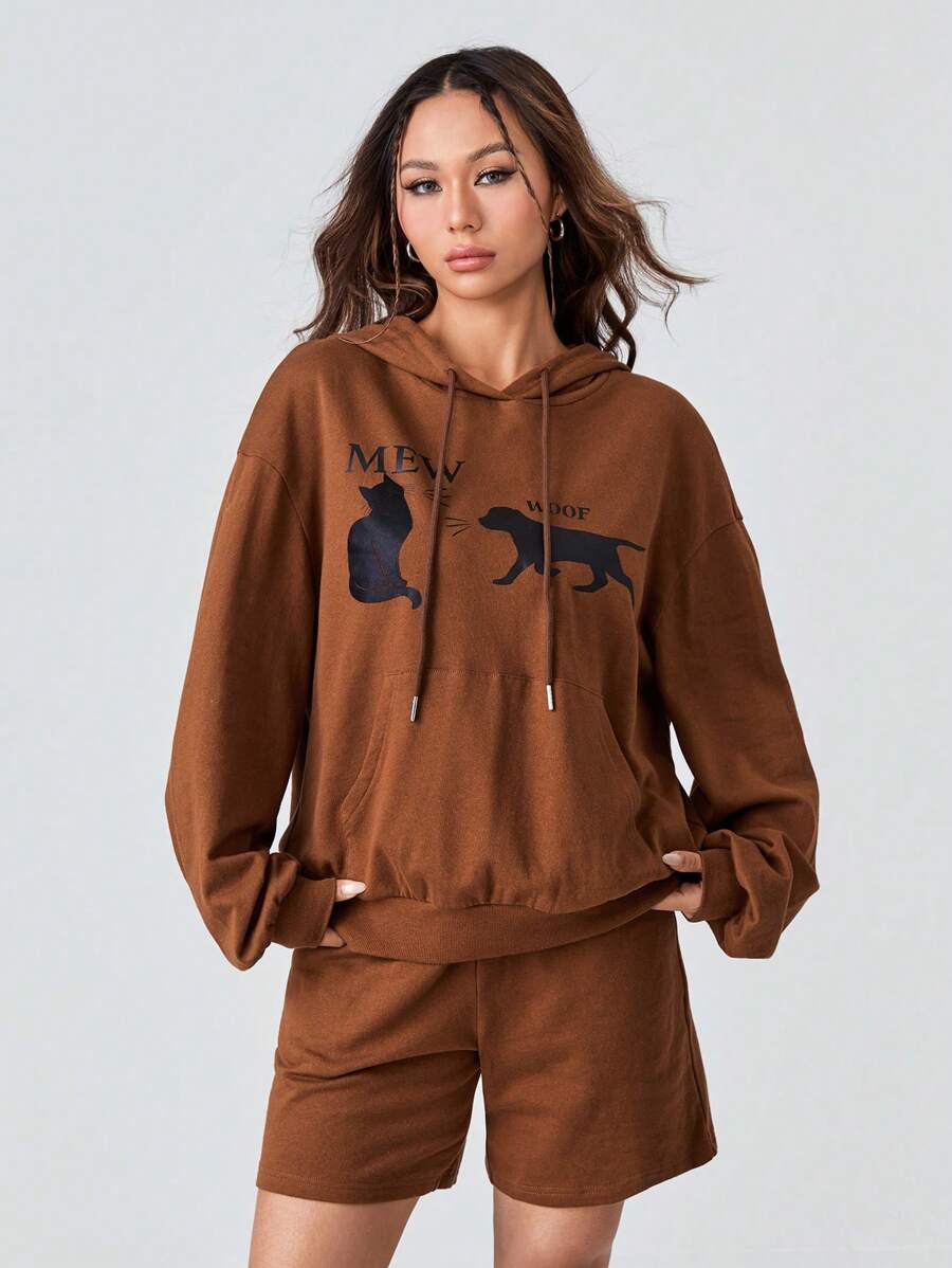 SHEINNeu Shorts con capucha con estampado de dibujos animados de hombros caídos con cordón - Marrón - Ver 1