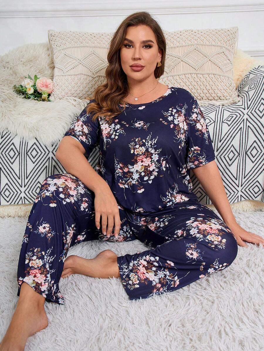 Plus Floral Print PJ Set / Pajama Set