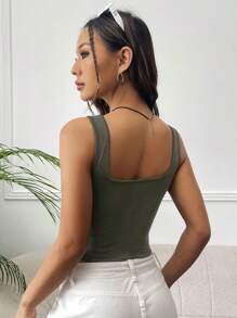 SHEIN EZwear 素色短款背心 - 軍綠色 - 查看 2