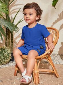SHEIN Bộ đồ thể thao thường ngày cho bé trai cổ tròn tay ngắn trang trí miếng vá trơn và quần short, có áo phông và quần short họa tiết miếng vá chữ - Màu xanh lam - Xem 8