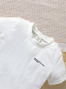 男嬰熊和字母圖案T恤