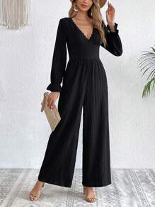 SHEIN VCAY 素色蕾絲邊喇叭袖闊腿連體褲 - 黑色 - 查看 3